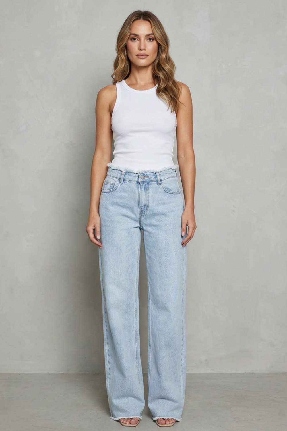Rivazza | Vaqueros wide leg tiro alto – Bajo deshilachado