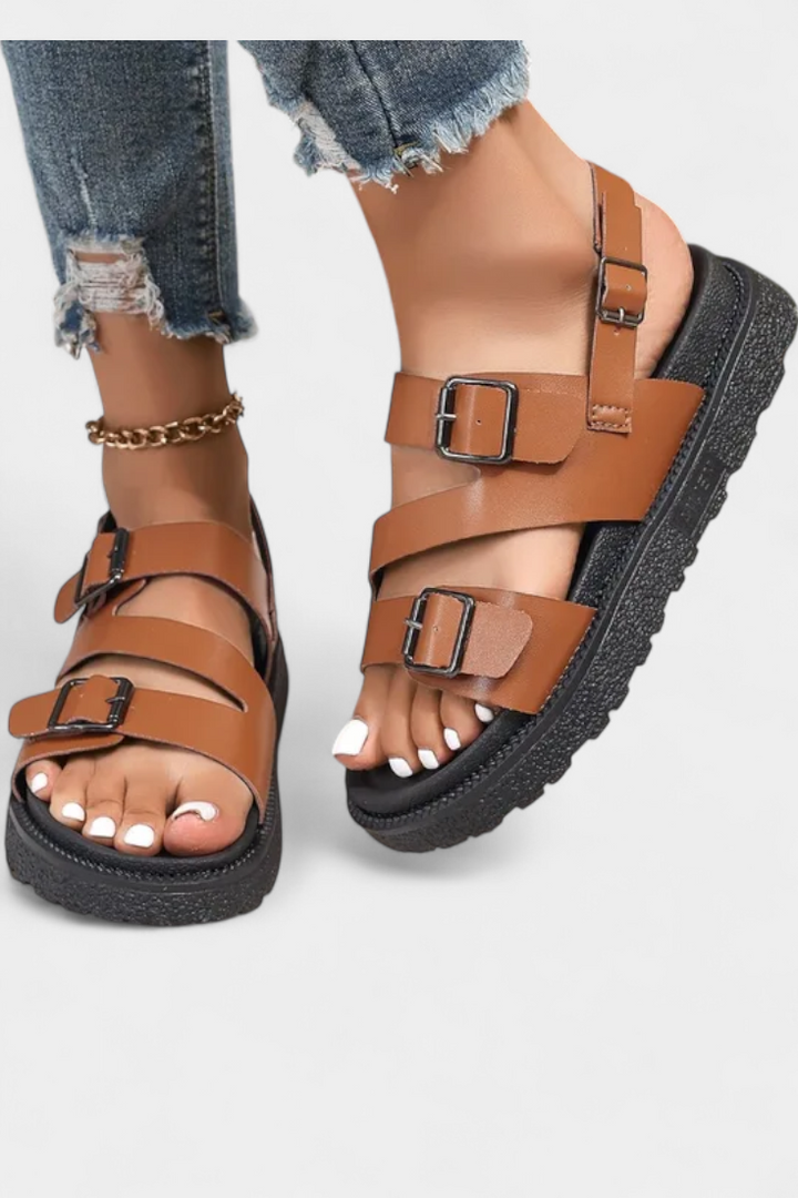 Renée | Sandalias Planas de Cuero Vegano con Correas Ajustables