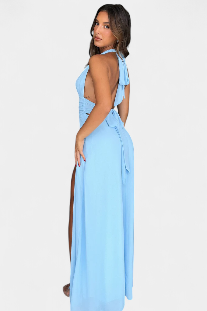 Latisha | Vestido de Cuello Halter y Gran Abertura