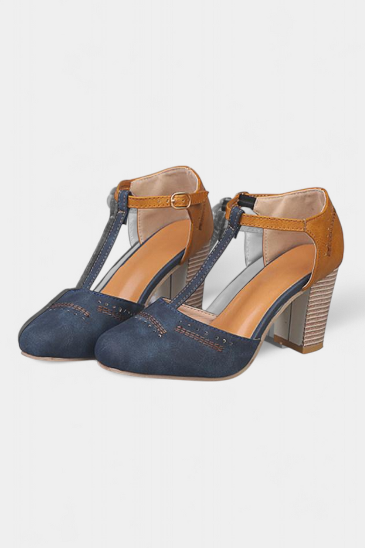 Mira | Tacones de Bloque con Correa en T y Detalle Perforado